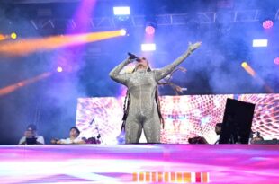 Gilmelândia anima o público no show de encerramento do Carnaval da Família