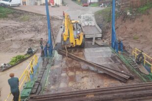 Novos insumos chegam a Marechal Thaumaturgo para construção da passarela sobre o Rio Amônia