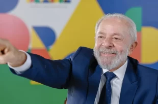 Lula anuncia nova fase do Minha Casa, Minha Vida, reforma no IR e ampliação do Mais Médicos