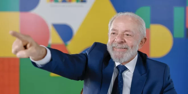 Lula anuncia nova fase do Minha Casa, Minha Vida, reforma no IR e ampliação do Mais Médicos