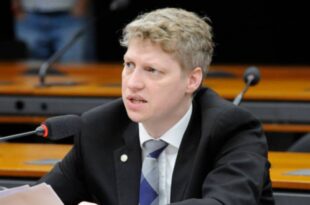 Não tem postura: Marcel van Hattem pode perder mandato por ataques ao STF