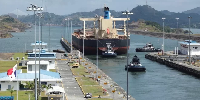 Só negócios: empresa estadunidense BlackRock adquire portos no Canal do Panamá após pressão de Trump