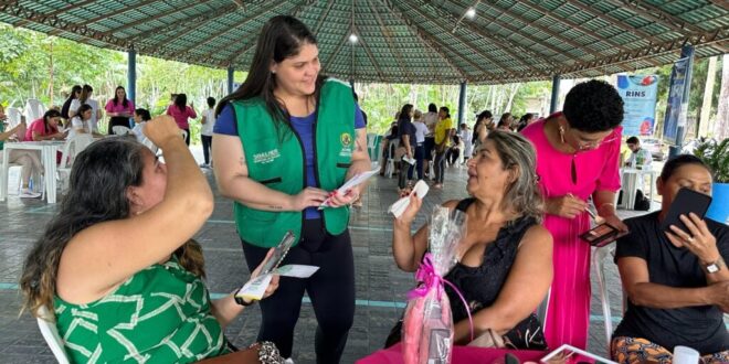 Semulher promove atendimento psicológico, jurídico e social e realiza palestra em Rio Branco e Xapuri