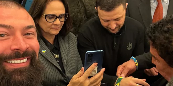 Puxa-sacos de Trump, bolsonaristas mudam de lado e atacam Zelensky após ucraniano ser humilhado nos EUA
