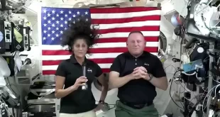 Astronautas estão presos no espaço por causa de falha na SpaceX, de Musk