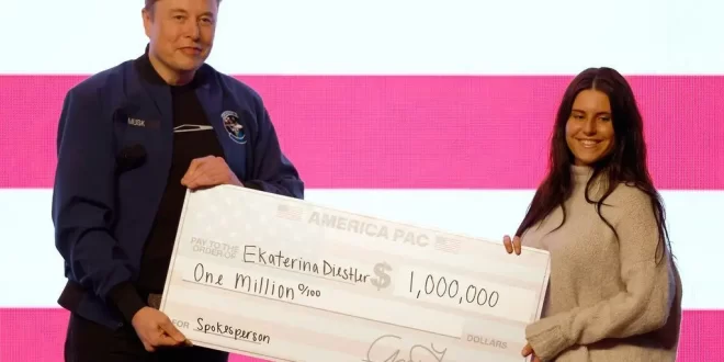 Tudo se compra: Elon Musk distribui cheques de US$ 1 milhão para comprar juízes