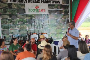 Edvaldo Magalhães destaca trabalho de Perpétua Almeida no apoio à Agricultura Familiar: ‘a nossa vida toda foi sempre de investir no coletivo’