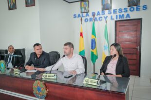 Em Rodrigues Alves Nicolau se reúne com prefeito e vereadores que cobram: “Precisamos dessa ponte urgente “