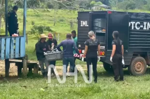 Homem é encontrado morto a golpes de faca dentro da própria residência