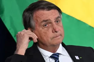 TCU aponta gastos milionários no cartão corporativo de Bolsonaro