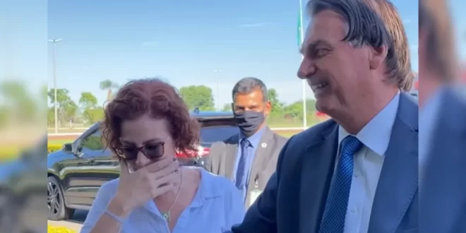 Mui amigo: Jair Bolsonaro bloqueia Zambelli no WhatsApp