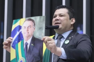 Deputado que quer a morte de Lula será investigado pela PF e MP