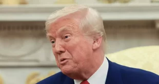 Trump diz que países estão “beijando minha bunda” por acordos comerciais