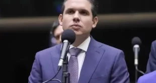 Bolsonaristas em fúria: Hugo Motta anuncia que PL da Anistia não será pautado com urgência