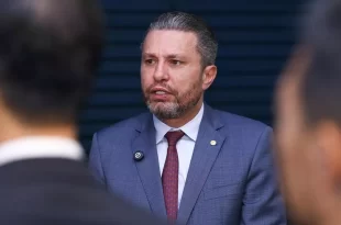 Lascou Bolsonaro: deputado do PP apresenta projeto de anistia APENAS para quem esteve presente nos atos golpistas