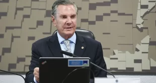 Collor é preso em Alagoas madrugada desta sexta-feira (25)