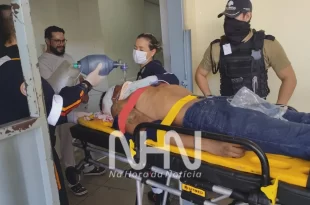Ladrão é pego roubando mulher é violentamente agredido pela população