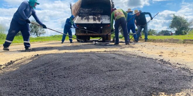 Parceria Estado -Prefeitura leva asfaltamento a ruas de Mâncio Lima com Operação Verão