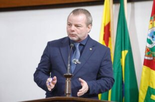 Gabinete de Pedro Longo leva ação social com diversos serviços à população da Sobral