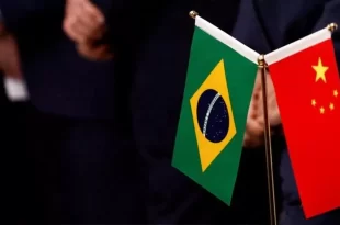 Brasileiros não precisam mais de visto para entrar na China, só necessitam ter dinheiro