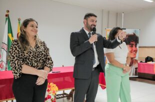 Com mais de cem alunos contemplados, Nicolau Jr leva oficina de redação para Escola Lourival Pinho