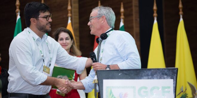 Secretário do Meio Ambiente do Acre recebe prêmio Herói Cotidiano da Força-Tarefa GCF