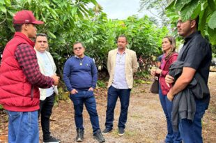 Gonzaga visita feira Rondônia Rural Show e conhece acreanos que levaram a farinha do Acre para as mesas dos rondonienses