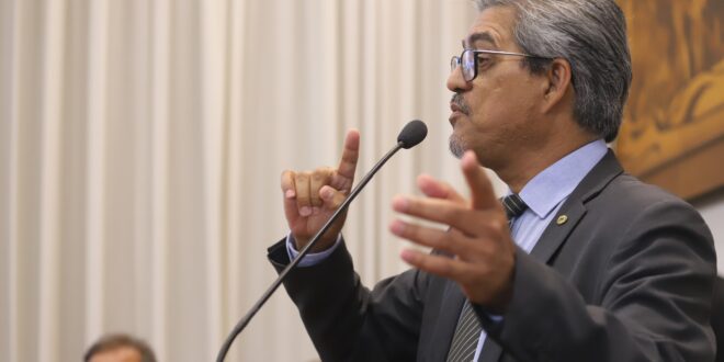 Edvaldo Magalhães defende suspensão imediata da portaria que alterou a pauta do bezerro para a construção de um entendimento