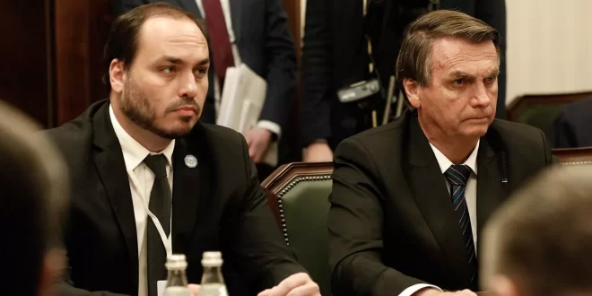 Empresa de software negociado por Bolsonaro terá que indenizar WhatsApp por invadir contas ilegalmente