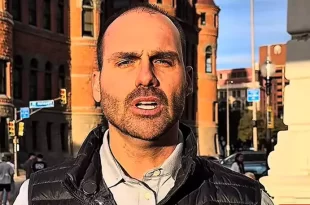 Conivência da Câmara: nos EUA Eduardo Bolsonaro usa verba de gabinete