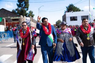 Gonzaga é homenageado em cidade peruana por apoiar intercâmbio comercial entre Acre e Peru
