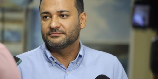 Escola Curral: governo emite nota pública sobre pedido de afastamento do secretário de Educação