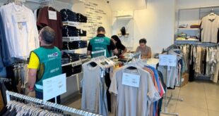 Procon desenvolve ações para garantir direitos dos consumidores em compras para Dia dos Namorados