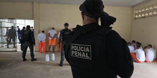 Polícia Penal realiza operação integrada com forças de segurança em presídio de Senador Guiomard