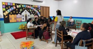 Professores do Juruá participam de formação do Programa Alfabetiza Acre-EJA