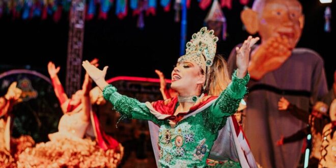 Junina Manguaça aborda trajetória da cachaça como símbolo de festas populares