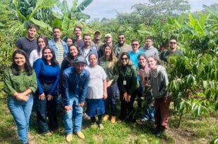 Secretaria do Meio Ambiente visita propriedade modelo de restauração florestal no Acre