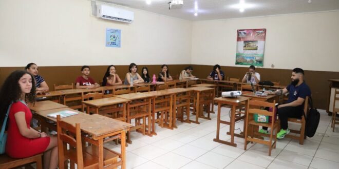 Centro de Estudo de Línguas divulga calendário de rematrículas para o 2º semestre