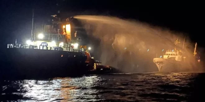 Flotilha da Liberdade é atacada por Israel em águas internacionais. Passageiros e tripulantes são sequestrados