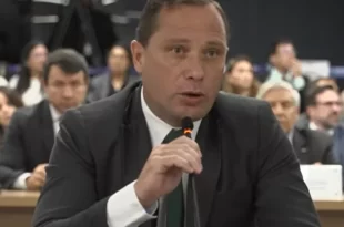 Pega fogo cabaré: Mauro Cid reage contra Jair Bolsonaro
