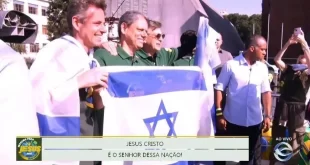 Coluna da Angélica: o aproveitador Tarcísio dá uma de evangélico em busca de votos