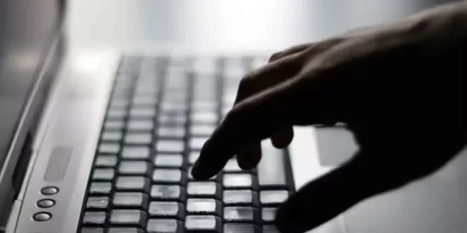 Maior vazamento de dados da história expõe 16 bilhões de senhas; saiba como se proteger