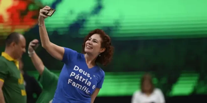 Zambelli diz estar na Itália e ter cidadania italiana o que impede sua deportação