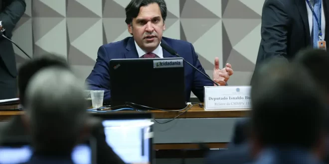 Aprenda a votar ou se lasque: líder do MDB põe R$ 5,7 milhões de emendas em hospital que contrata empresa de parentes