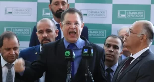 Extremismo X Democracia: Sóstenes quer PEC para censurar partidos que recorrem ao STF