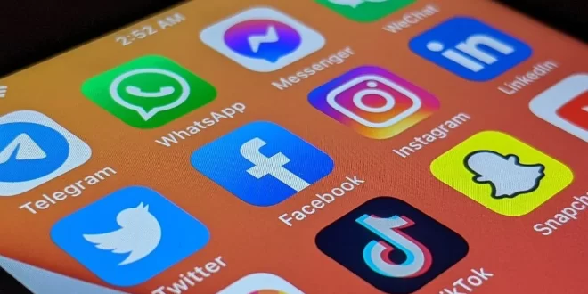 STF retoma julgamento sobre responsabilidade das redes sociais