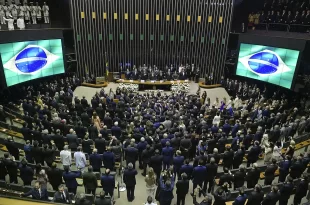 Pior Congresso da história: medidas do Congresso vão custar R$ 106,9 bilhões aos cofres públicos