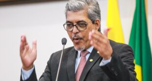 Edvaldo Magalhães destaca assinatura de documento entre Brasil e China para construção de ferrovia interoceânica, que passa pelo Acre