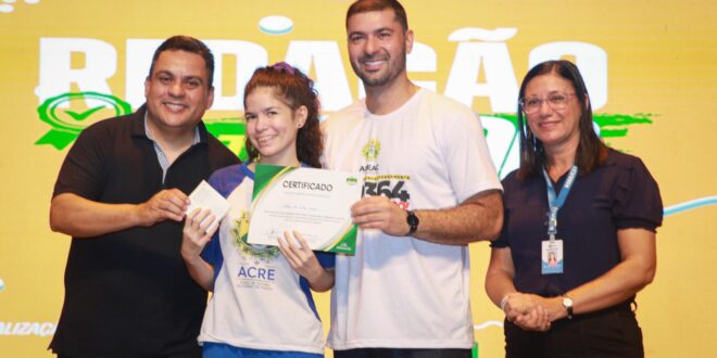 Encerramento do projeto “Redação Nota 1000” marca transição para o EducaAleac