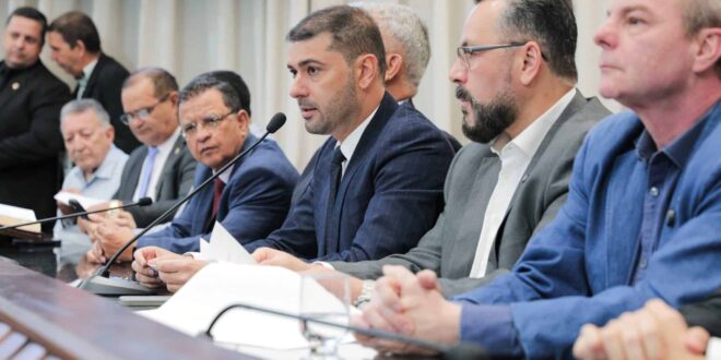 Nicolau Júnior defende soluções para embargos de terras e afirma que Parlamento está cumprindo seu papel